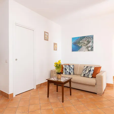 Estate4home - Casa Satriano *